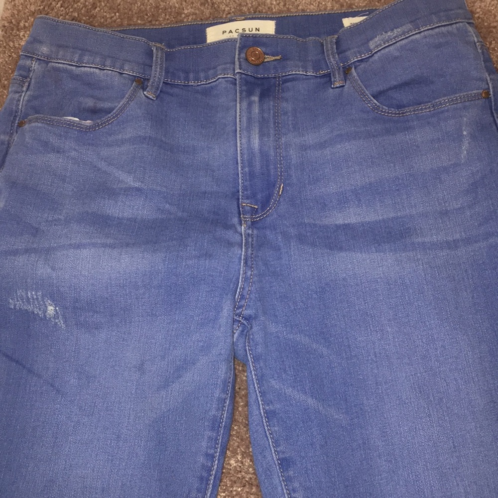 NWOT designed distressing